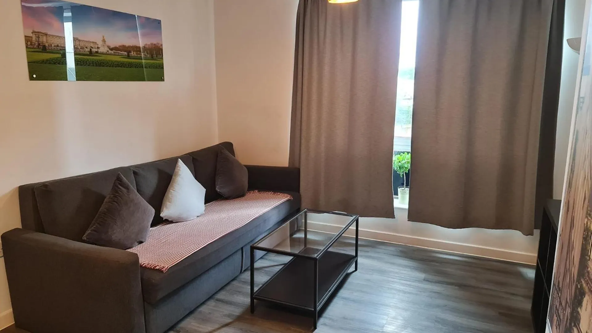 Stratford Luxury Apartments Лондон